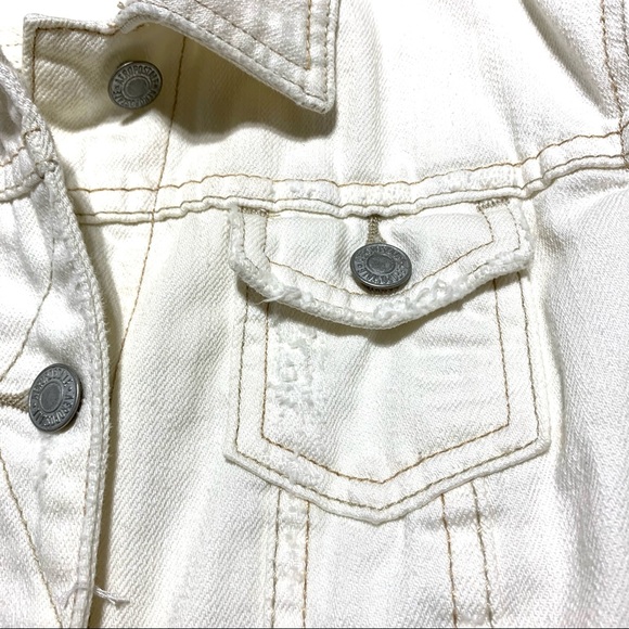 Aeropostale white cropped jean jacket (size medium) - Picture 3 of 10
